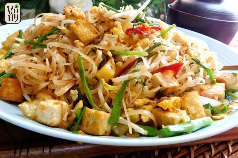 Cách nấu hủ tiếu xào chay thơm ngon, lạ miệng