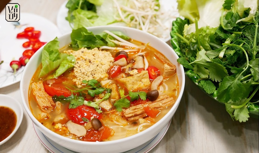 Nguyên liệu chuẩn bị cho món bún riêu chay