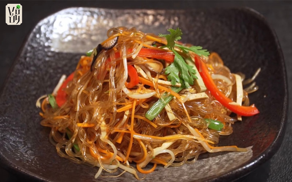 Hướng dẫn cách làm miến xào chay thơm ngon