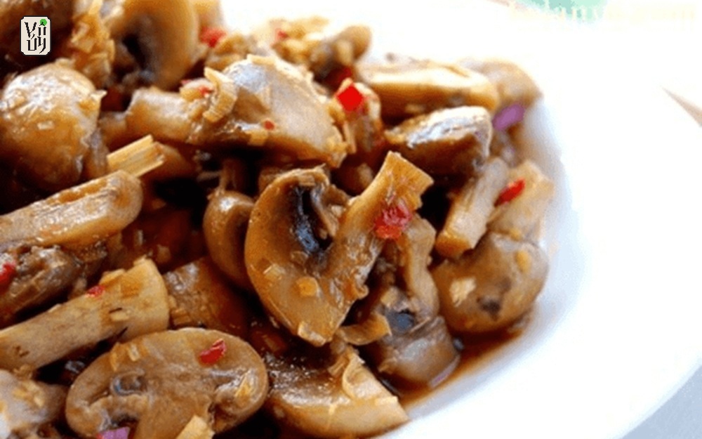 Nấm rơm xào sả ớt