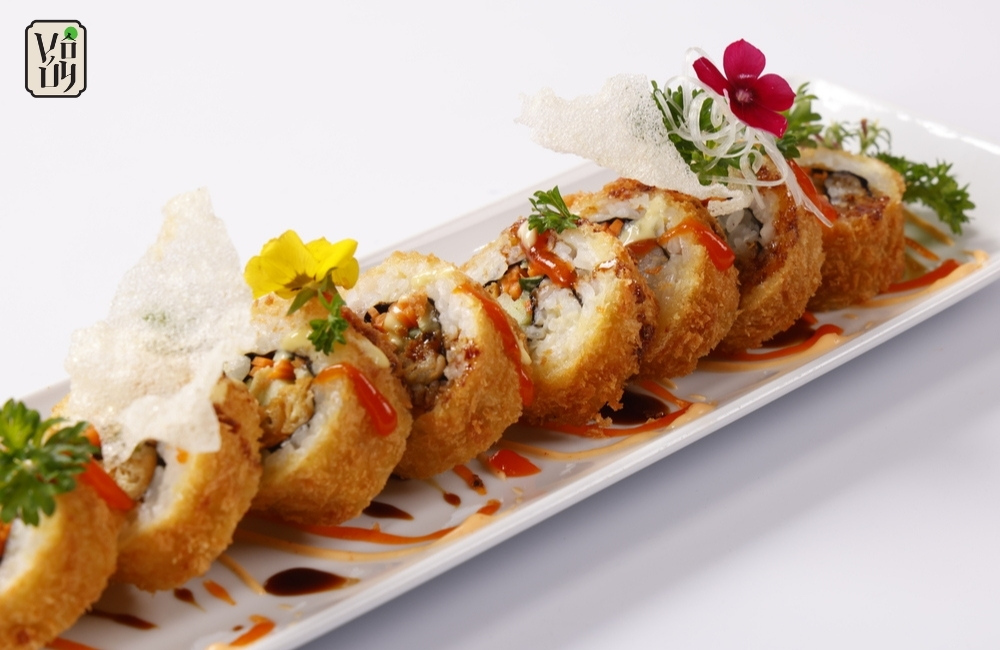 Cơm cuộn rong biển chay bao nhiêu calo?