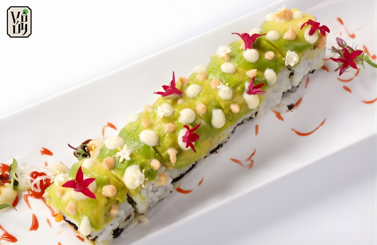 Cơm cuộn bơ thơm béo, dễ ăn