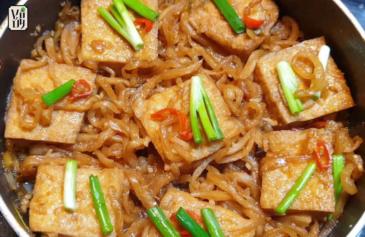 Củ cải muối kho đậu hủ chay