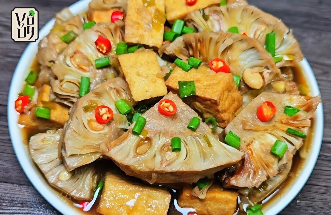 Mít non kho nước dừa