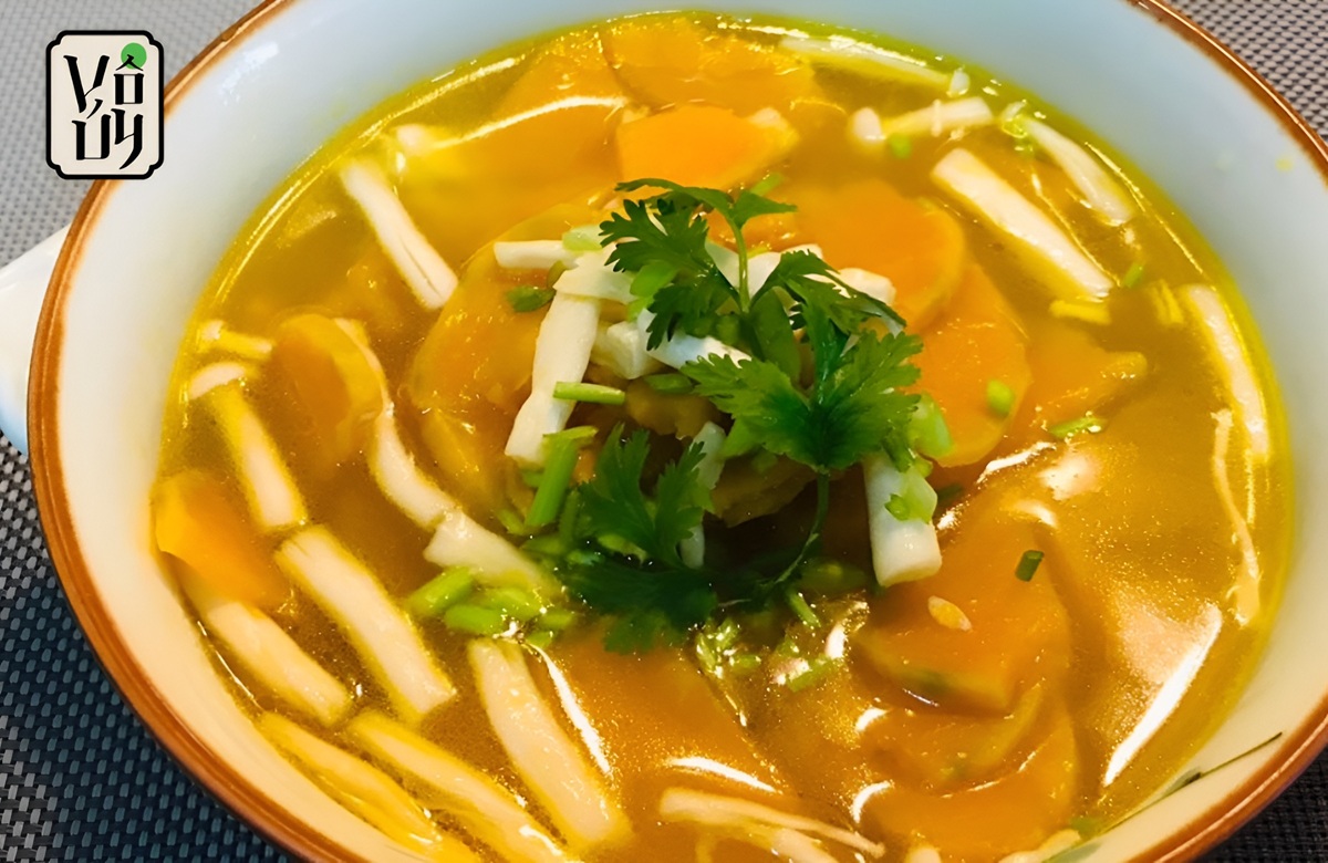 Canh nấm hầm bí