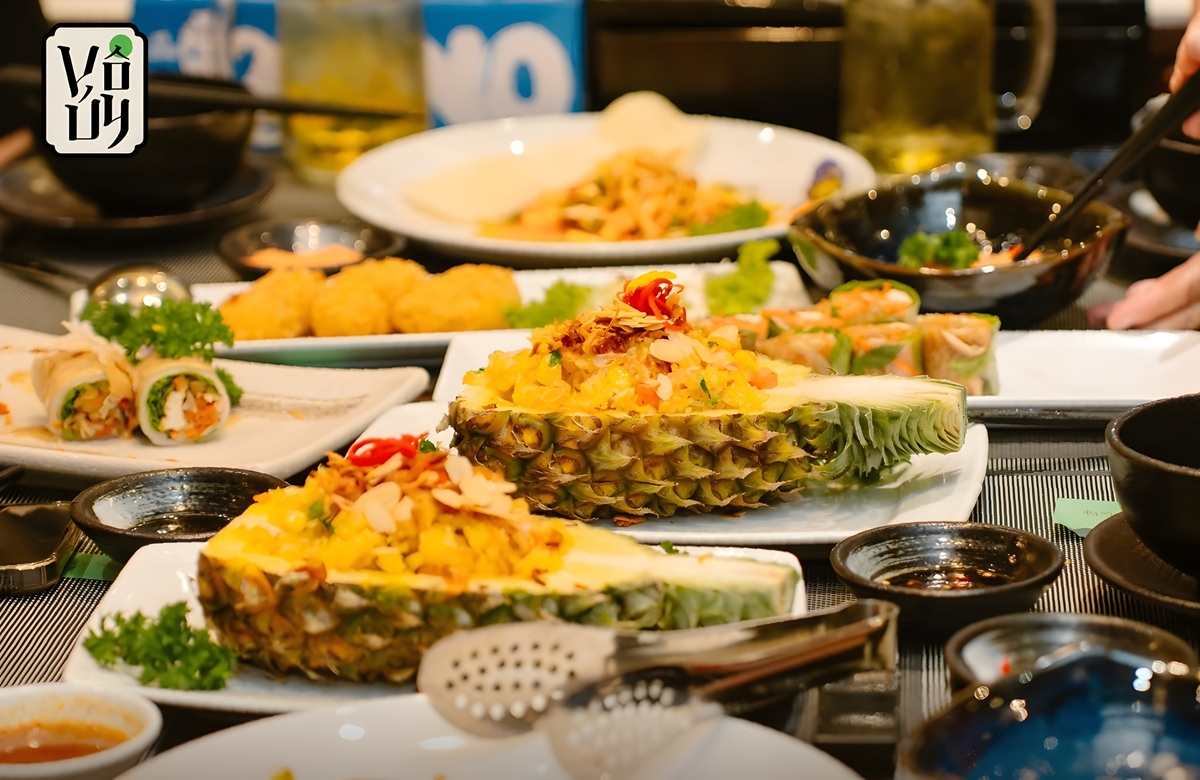Thực đơn phong phú, món ăn được bày trí đẹp mắt tại nhà hàng chay Vô Úy