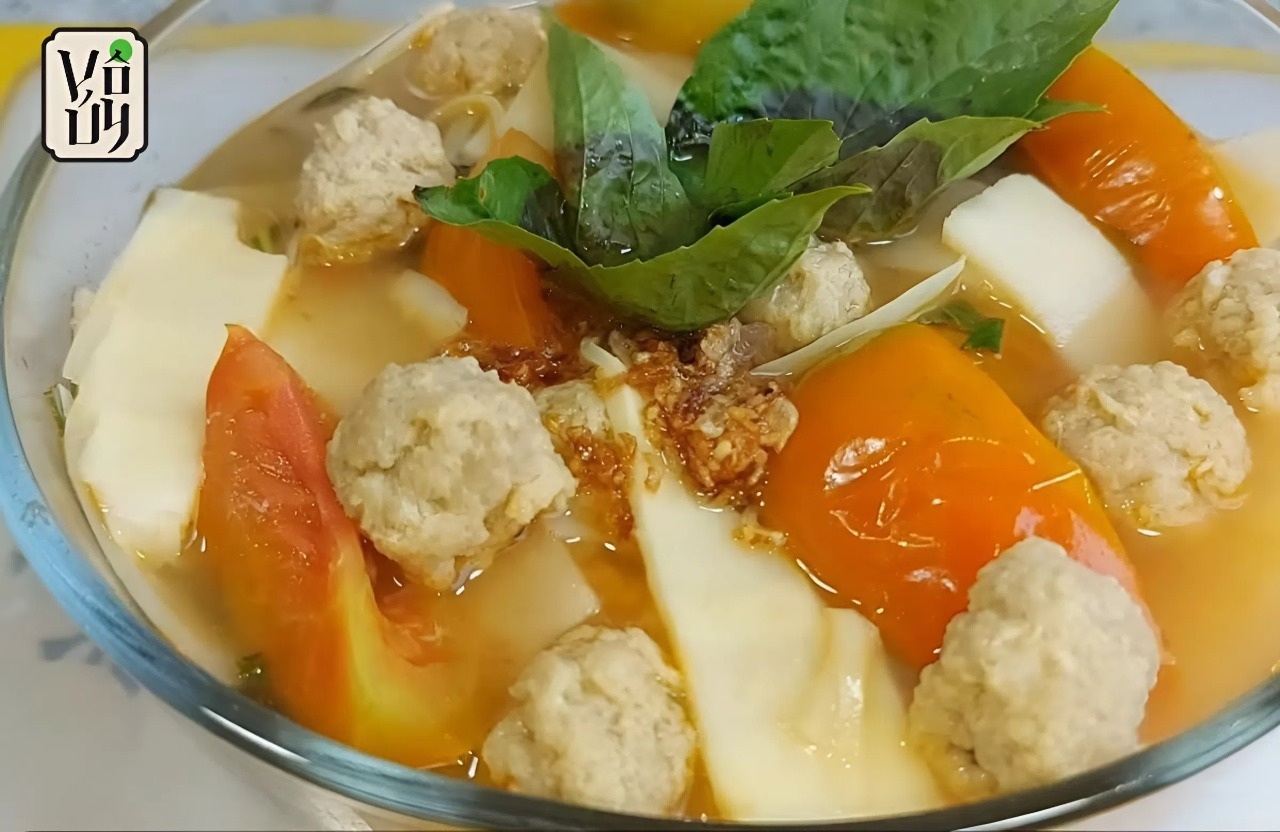 Tips for Making Delicious Vegetarian Sour Bamboo Shoot Noodle Soup
