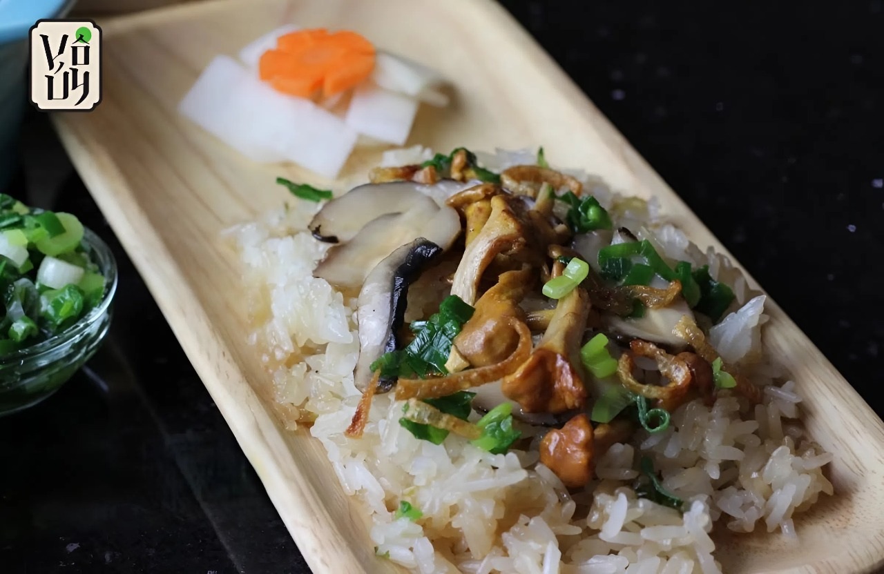 Bí quyết nấu xôi nấm chay dẻo ngon, đậm vị